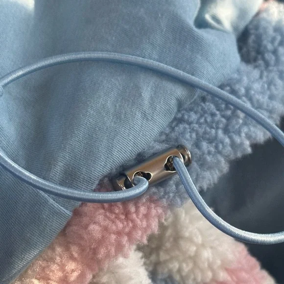 Ugg All Gender Pride Sherpa Hooded Jacket Size Small Excellent Condition! - Picture 7 of 10